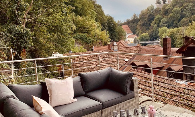 Passau Apartment | Apartment 'Felix Living 7' with Private Terrace and Wi-Fi