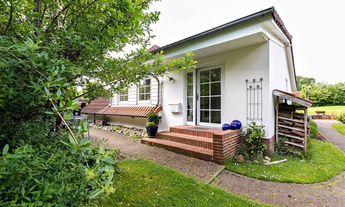 Gluecksburg Apartment | Apartment 'Ferienwohnung Block' with Private Terrace, Private Garden and Wi-Fi