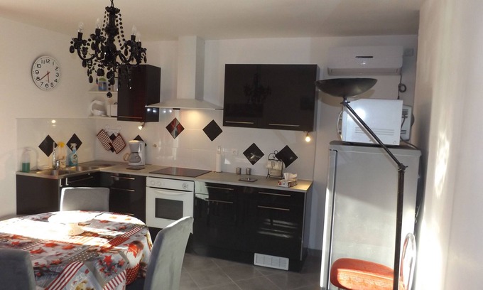 Vergeze Apartment | Apartment for 4 people in Vergèze