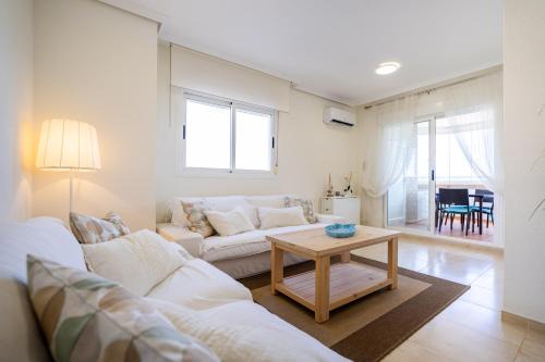 Cabanes Apartment | Apartment for 5 people with pool, terrace, AC, WiFi and parking