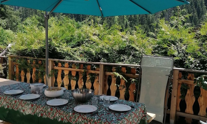 Champagny-en-Vanoise Apartment | Apartment in chalet in Champagny-en-Vanoise - La Plagne
