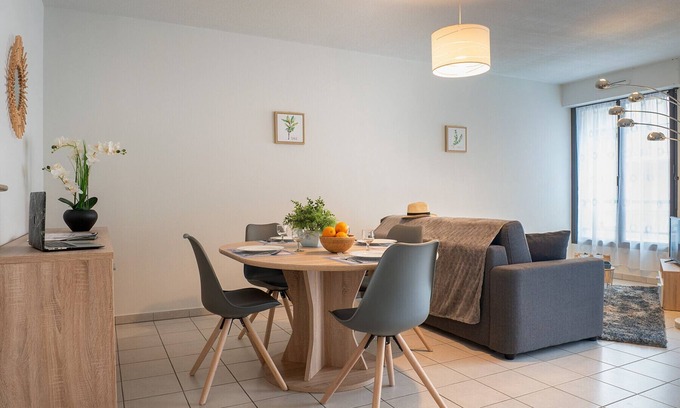 Brive-la-Gaillarde Apartment | Apartment Functional Parking Balcony