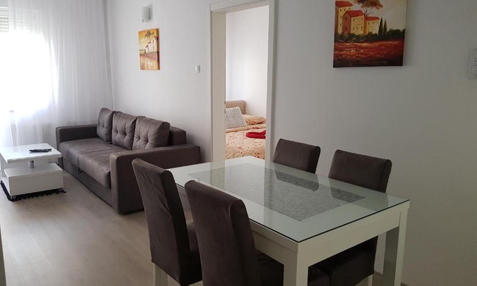 Novi Sad Apartment | Apartment GEA 39