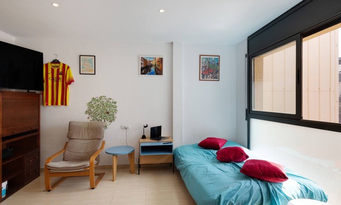 Mataro Apartment | Apartment 'Gesmark' with Wi-Fi and Air Conditioning