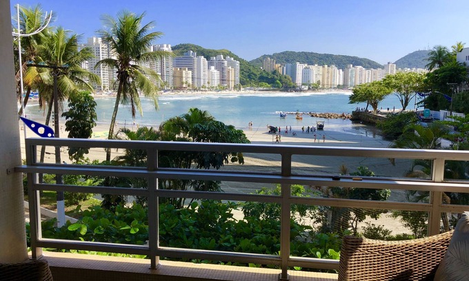 Asturias Apartment | Apartment Guaruja /Asturias Total front of the house 4 quarts 3 bath /TvCabo Wif /serv.