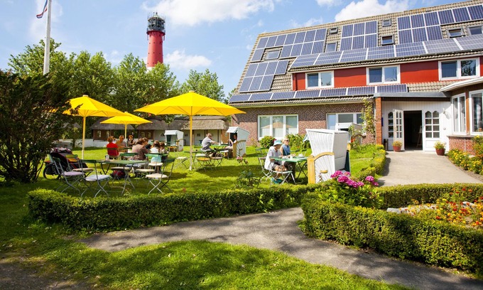 Pellworm Hotel | Apartment - Hotel Landhaus Leuchtfeuer Pellworm