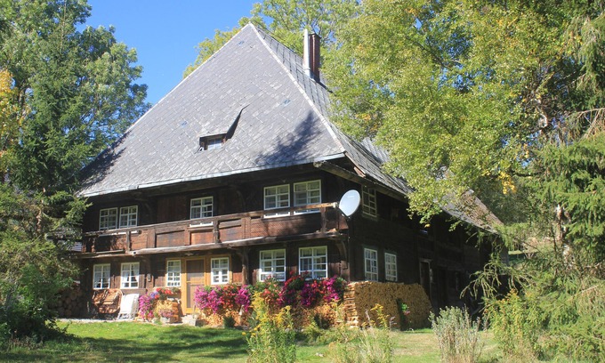 Titisee-Neustadt Apartment | Apartment 'Hüsli' with Private Terrace, Private Garden and Wi-Fi