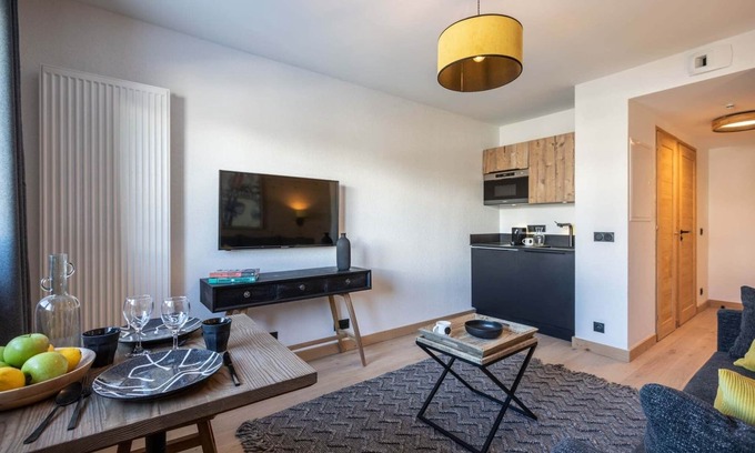 Montalbert Apartment | Apartment in Aime-La-Plagne with Ski-In/Ski-Out