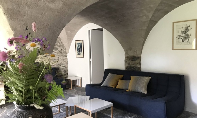 Saint-Martin-de-Belleville Apartment | Apartment in authentic chalet, heart of the village, close to the slopes, 78 m²