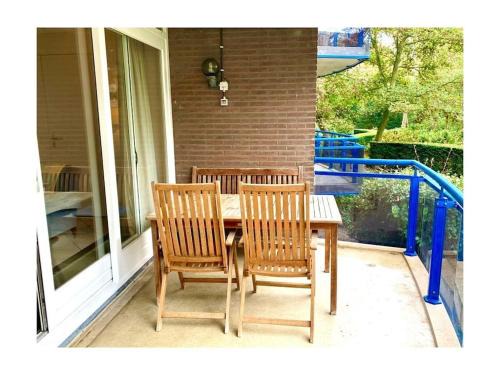 Domburg House | Apartment in Domburg with Wi-Fi and parking