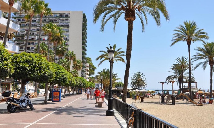 Marbella City Centre Apartment | Apartment in Marbella-First Line Beach 11-9