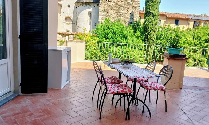 Pistoia Apartment | Apartment in nobiliar palace with terrace in center of the city