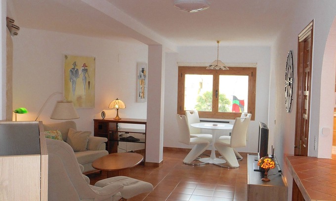 Calpe City Center Apartment | Apartment in the center of Calpe, with possibility to rent an underground garage