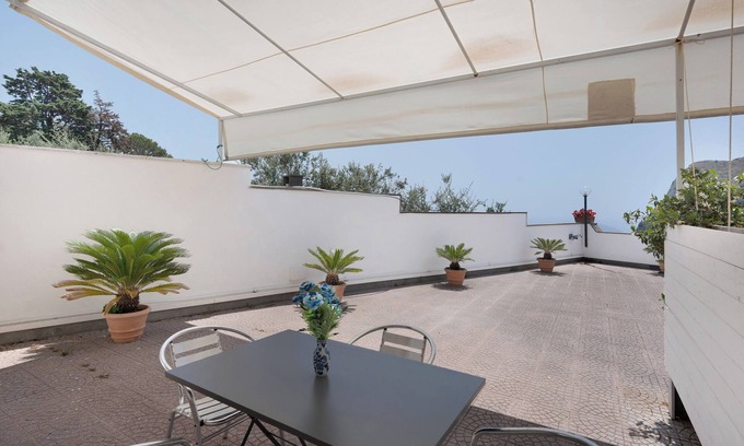 Nerano Apartment | Apartment 'Jeranto Standard' with Sea View, Wi-Fi and Air Conditioning