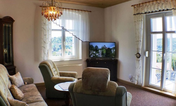 Sebnitz Apartment | Apartment "Kaiserberg", 2 bedrooms - Villa Sonnenblick