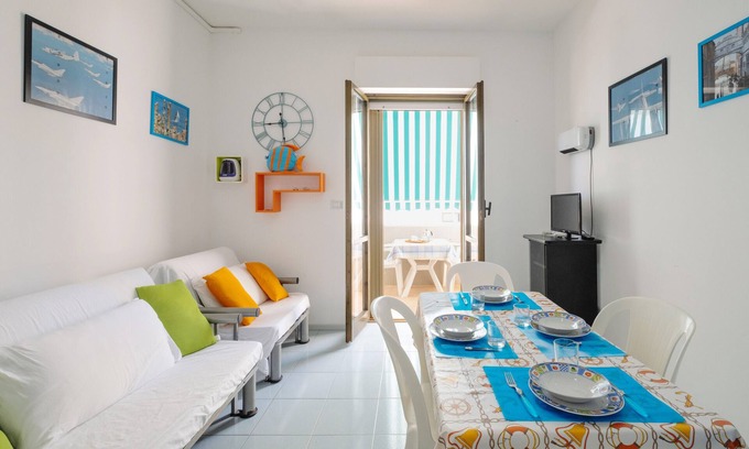 Rivabella Apartment | Apartment 'La Playa Rivabella' with Sea View, Balcony and Air Conditioning