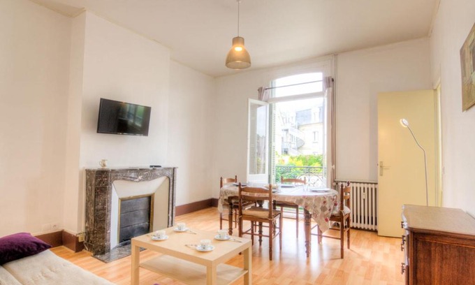 Deauville City Centre Apartment | Apartment Le Béarnais
