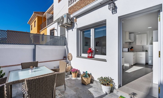 Melegis Apartment | Apartment 'Loft A'ca La Puri En Melegís' with Private Terrace, Wi-Fi and Air Conditioning
