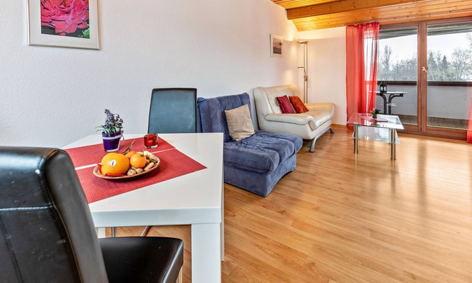 Ohningen Apartment | Apartment 'Lucia' with Lake View, Balcony and Wi-Fi