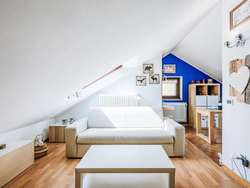 Alba Apartment | Apartment Mansarda Golfieri by Interhome