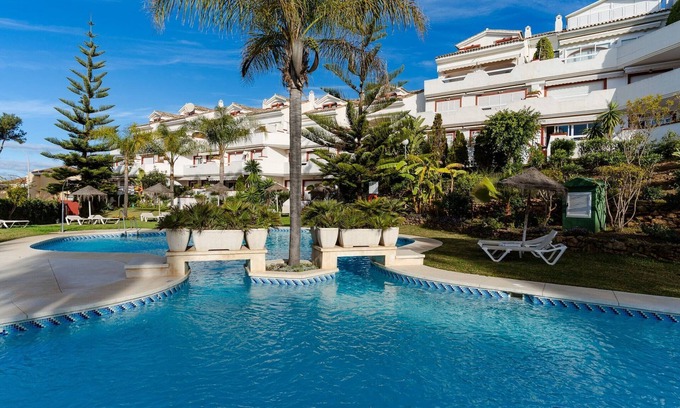 Urbanizacion Marbessa Apartment | Apartment Marbella 100m from Beach