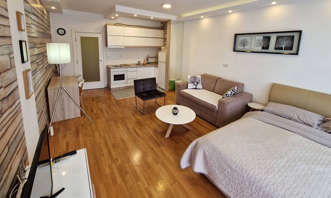 Novi Beograd Apartment | Apartment Milano A Block