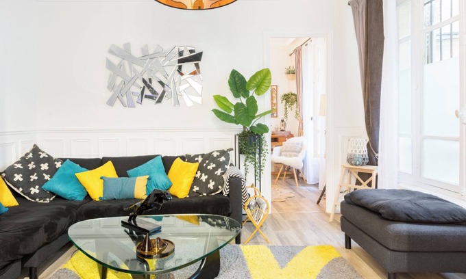 Quinze-Vingts Apartment | Apartment near Gare de Lyon, direct to Louvre, Chps Elysée, Disneyland