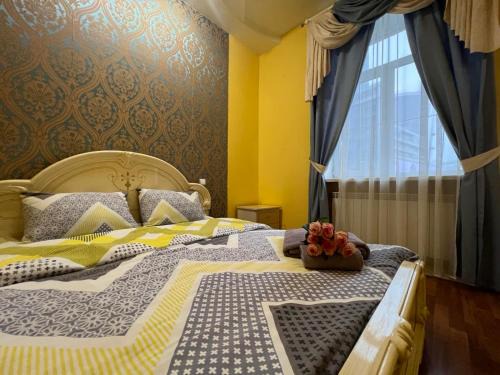 Dniprovs'kyi District Apartment | Apartment near Gulliver
