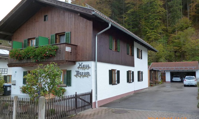 Hammersbach Apartment | Apartment near the forest