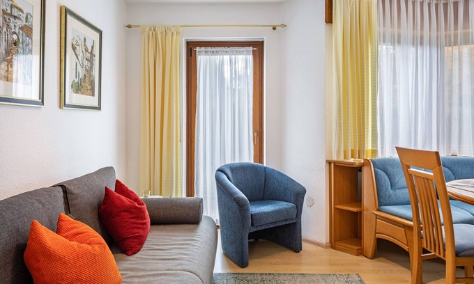 Titisee-Neustadt Apartment | Apartment 'Nr 4' with Private Terrace, Private Garden and Wi-Fi