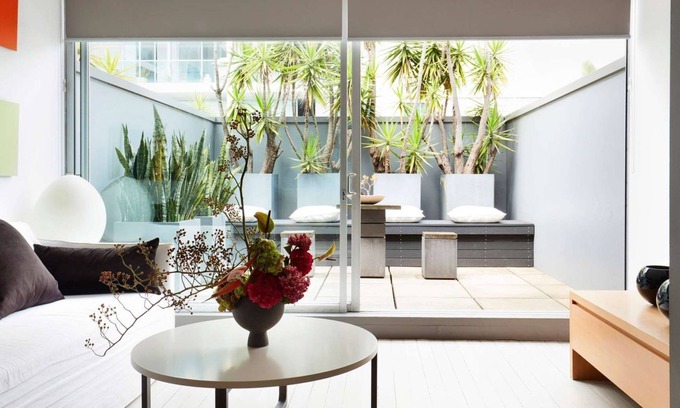 Darlinghurst Apartment | Apartment One by Contemporary Hotels is the quintessential glamorous Darlinghurst apartment for thos