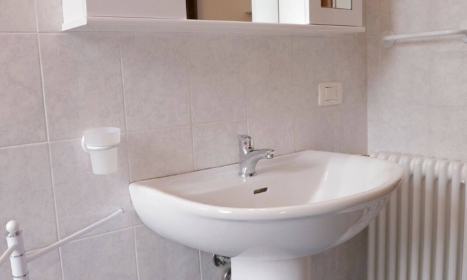 Sissa Trecasali Apartment | Apartment overlooking the garden.