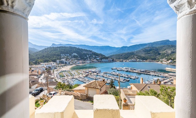 Soller Apartment | Apartment 'Petit Palau' with Sea View, Private Terrace and Wi-Fi