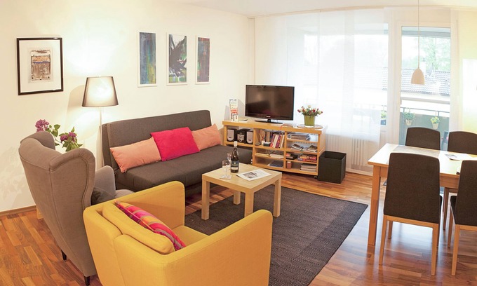 Aschach Apartment | Apartment 'Reiff' with Lake View, Balcony and Wi-Fi