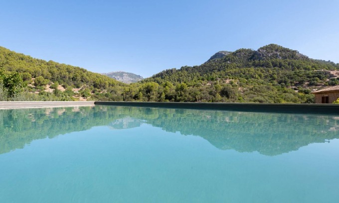 Lloseta Apartment | Apartment S'Estorell with Kitchen & Mountain views