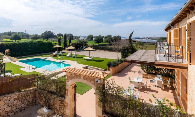 Ariany Apartment | Apartment 'S Hort Can Capità Familiar Terraza 4' close to the Sea with Shared Pool & Wi-Fi