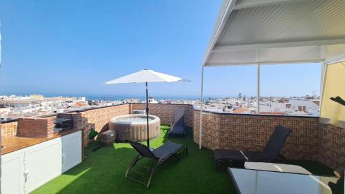 Nerja City Centre Apartment | Apartment Sanjuan18 with Hot Tub SpainSunRentals 1155