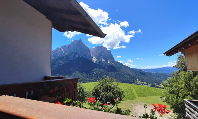 Castelrotto Apartment | Apartment 'Schönblick' with Mountain View, Shared Pool and Wi-Fi