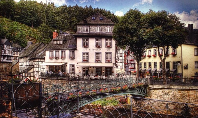 Monschau Hotel | Apartment shower / WC 1 bedroom up to 2 pers. - Hotel Horchem