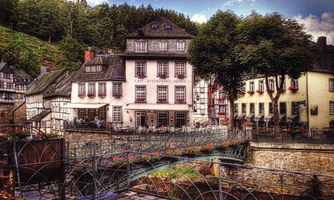 Monschau Hotel | Apartment, shower /WC, 2 bedrooms up to 4 pers. - Hotel Horchem