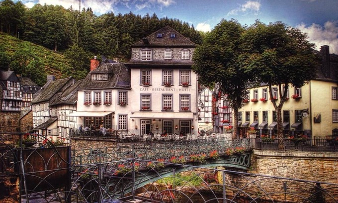 Monschau Hotel | Apartment, shower /WC, 3 bedrooms up to 5 pers. - Hotel Horchem