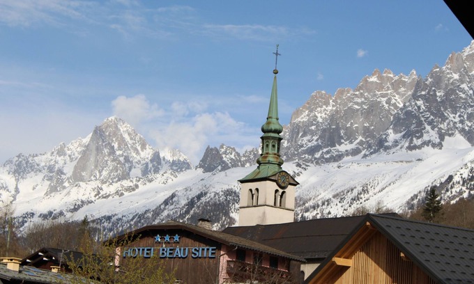 Les Houches Apartment | Apartment sleeps 6/7, in the heart of Les Houches, Chamonix valley