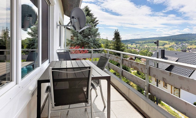 Lenzkirch Apartment | Apartment 'Sonnenblick' with Mountain View, Balcony and Wi-Fi