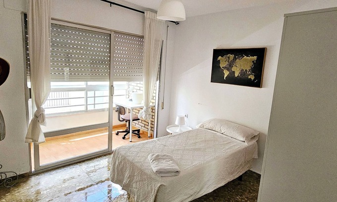 Cadiz Apartment | Apartment soplos de vida, Cádiz capital, second line beach