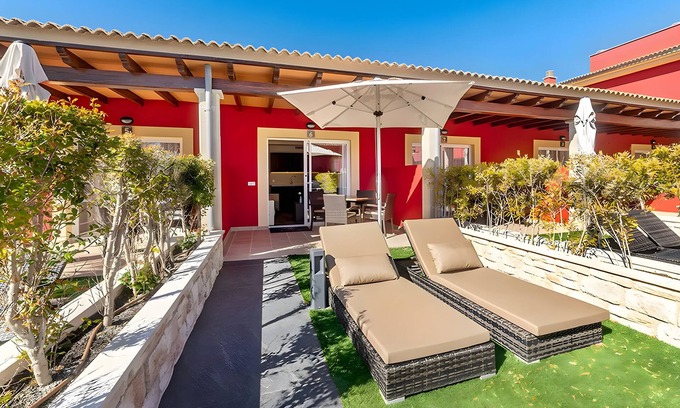 Cala Agulla Apartment | Apartment 'Standard 11' with Shared Pool, Wi-Fi and Air Conditioning