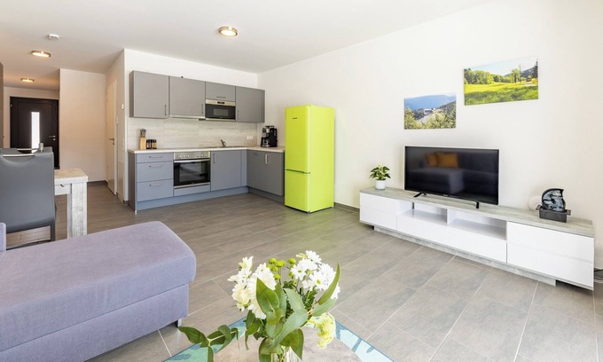 Titisee-Neustadt Apartment | Apartment T5 80 sqm, 3 bedrooms with balcony, max. 7 persons