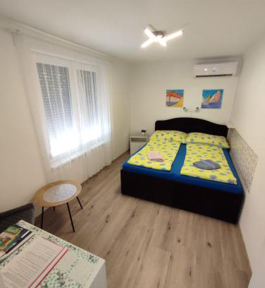 Siofok Aranypart Ski Chalet | Apartment Valentin