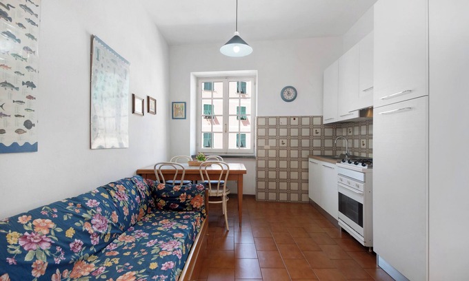 Bonassola Apartment | Apartment "Via Colombo 12 Bilo" with Terrace