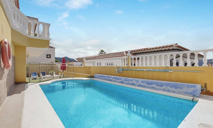 Chayofa Apartment | Apartment Villasol Pet-Friendly, with Pool, Wi-Fi, Terrace, Mountain and Sea Views