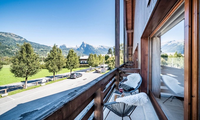 Morillon Apartment | Apartment 'Vue Magnifique' with Mountain View, Wi-Fi and Air Conditioning
